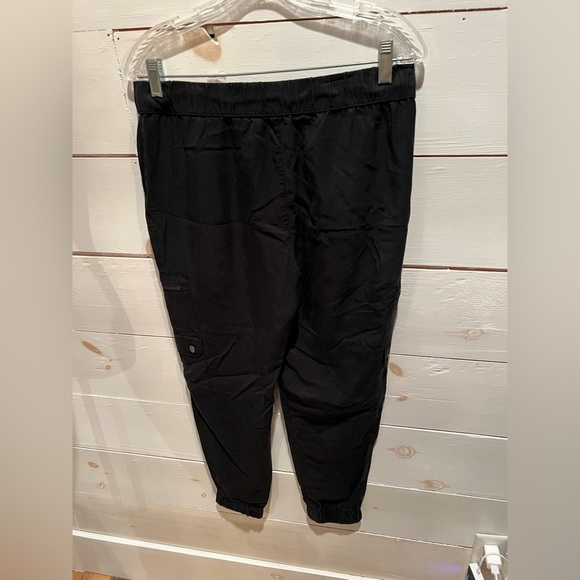 Banana Republic women’s jogger cargo trousers size small, black, EUC, see photos - Picture 2 of 11